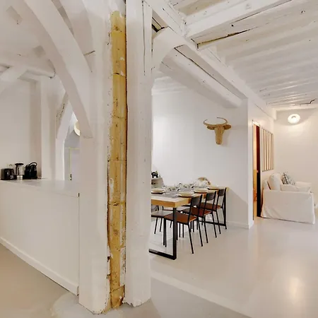Apartment Elegant -2br-4p- Le Marais Paris